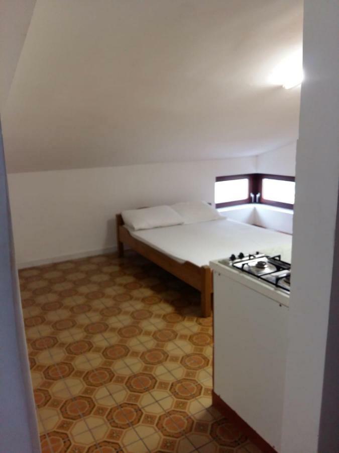 נובליה Apartments Villa Cherry מראה חיצוני תמונה