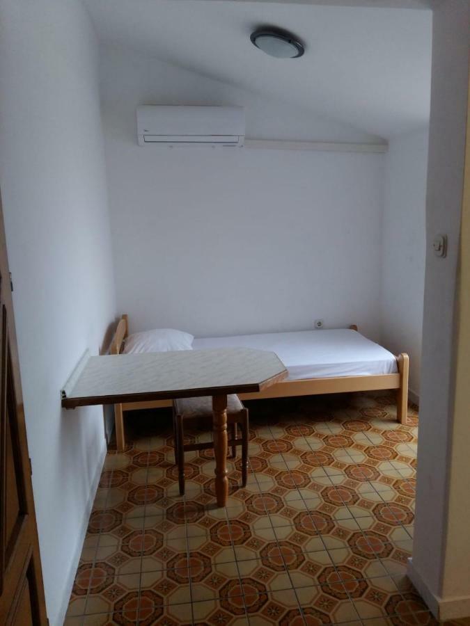 נובליה Apartments Villa Cherry מראה חיצוני תמונה