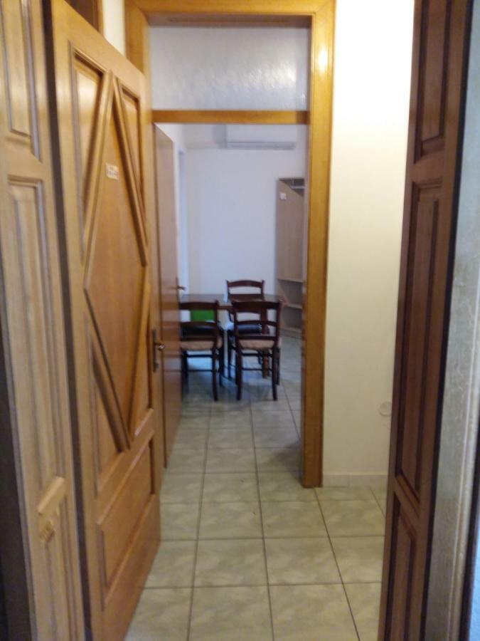 נובליה Apartments Villa Cherry מראה חיצוני תמונה