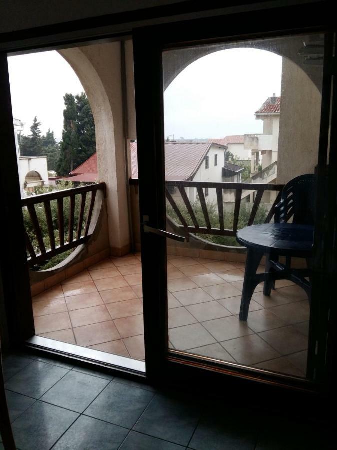 נובליה Apartments Villa Cherry מראה חיצוני תמונה