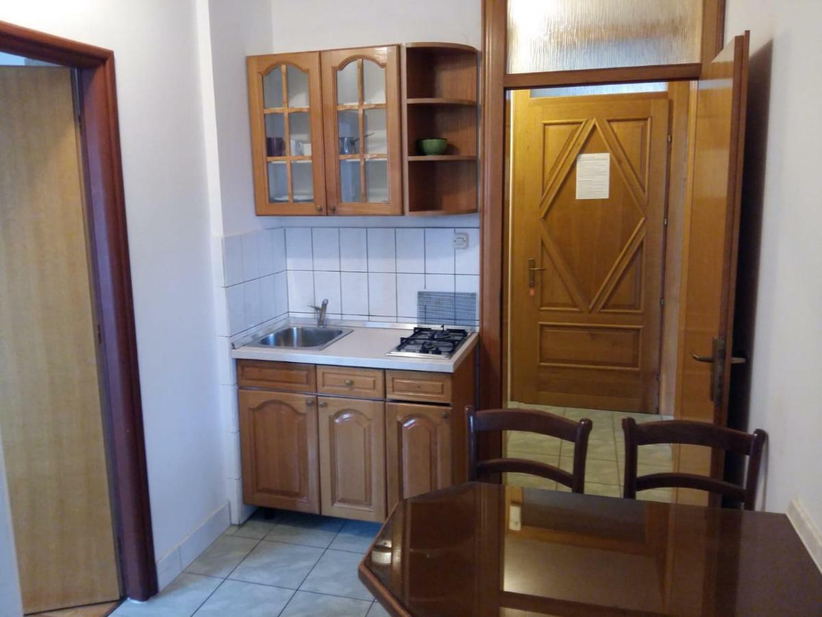 נובליה Apartments Villa Cherry מראה חיצוני תמונה